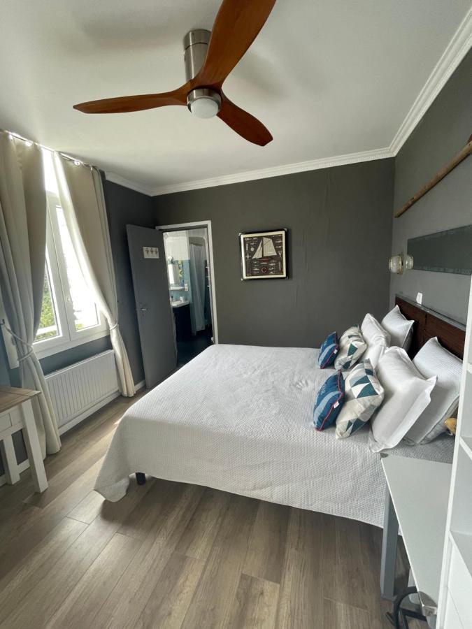 לה סיין סור-מר Villa-Chateau Les Terrasses - Tamaris, Plage Des Sablettes, Mer Au Bas De La Propriete מראה חיצוני תמונה