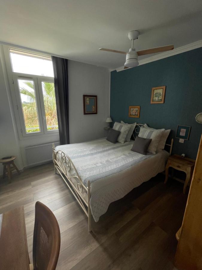 לה סיין סור-מר Villa-Chateau Les Terrasses - Tamaris, Plage Des Sablettes, Mer Au Bas De La Propriete מראה חיצוני תמונה